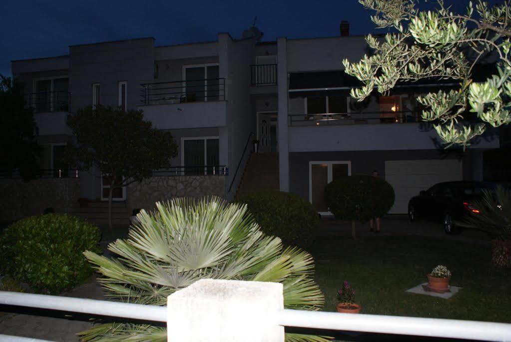 Apartmani Ukalovic Zadar Luaran gambar